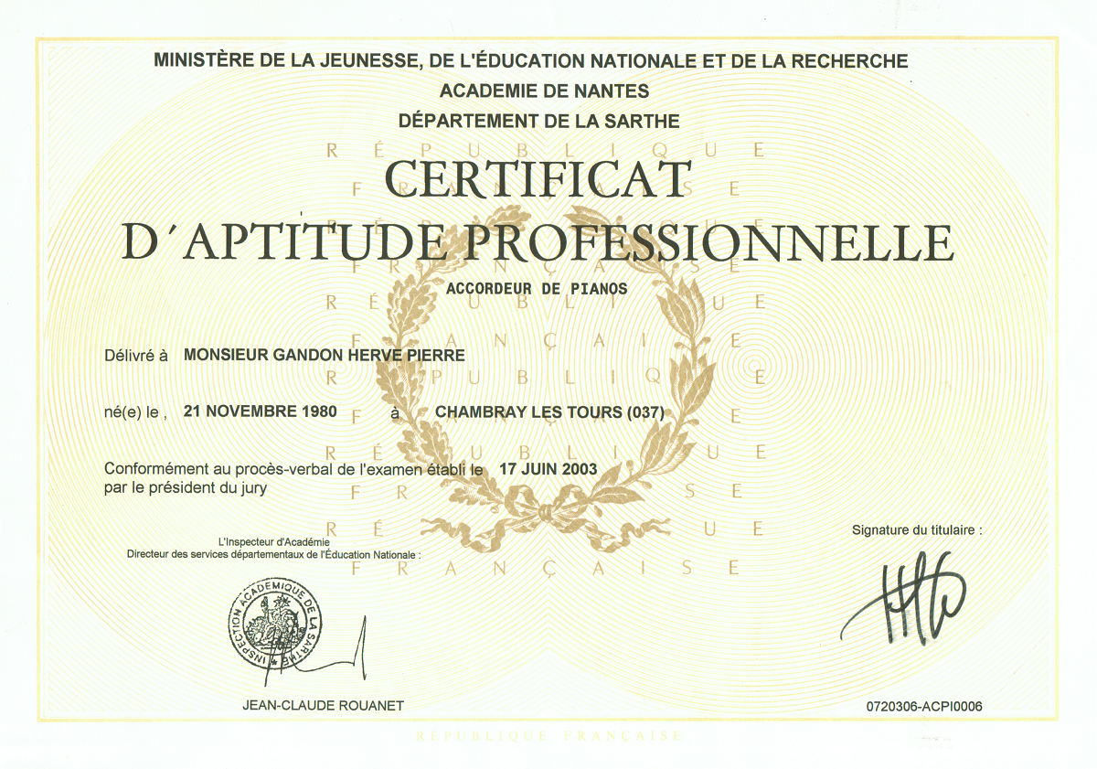 Diplôme d'Hervé-Pierre Gandon accordeur de piano